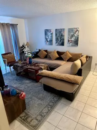 Photo #3: 20972353 Listing 