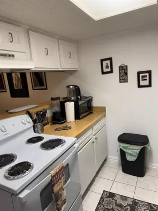 Photo #5: 20972353 Listing 