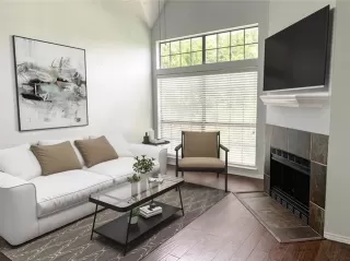 Photo #2: 20973110 Listing 