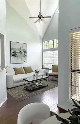 Photo #3: 20973110 Listing 