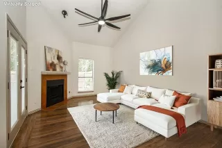 Photo #4: 20976324 Listing 