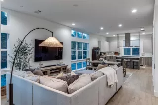 Photo #6: 20976369 Listing 