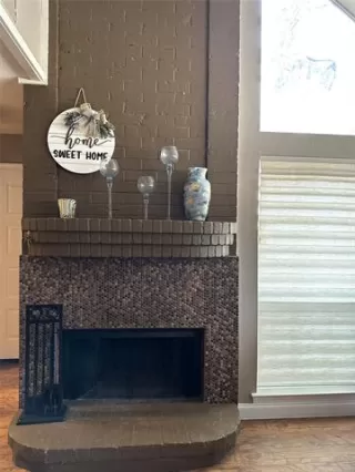 Photo #4: 20977096 Listing