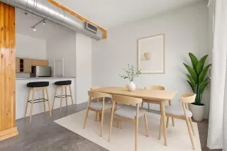 Photo #2: 20977116 Listing