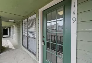 Photo #2: 20977607 Listing