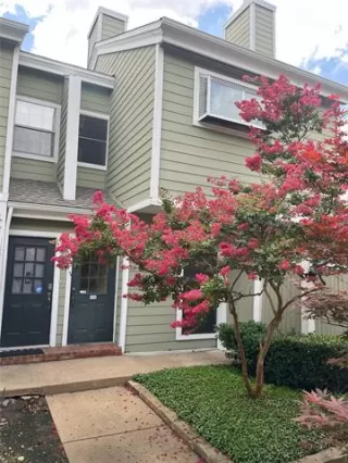 Photo #4: 20977746 Listing 