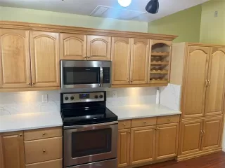 Photo #6: 20977746 Listing 