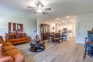 Photo #2: 20978587 Listing