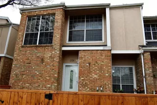 Photo #3: 20979234 Listing