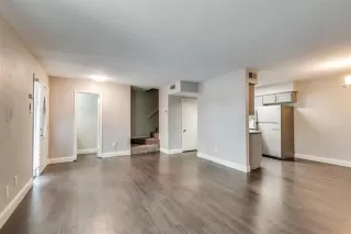 Photo #5: 20980070 Listing 