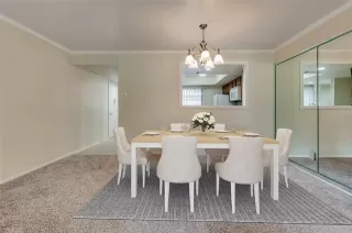 Photo #3: 20981192 Listing