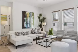 Photo #6: 20982425 Listing 