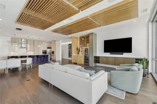 Photo #2: 20982926 Listing