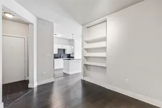 Photo #4: 20984733 Listing