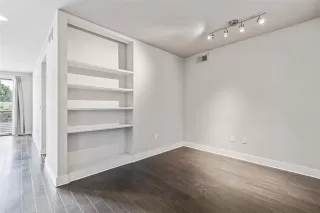 Photo #5: 20984733 Listing