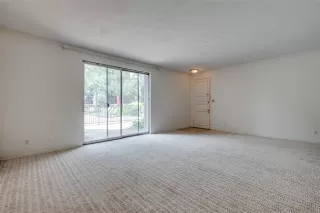 Photo #5: 20985090 Listing