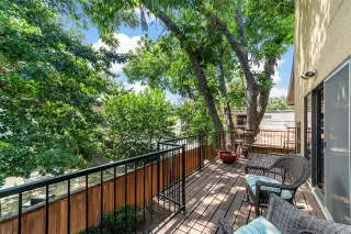 Photo #2: 20985401 Listing 