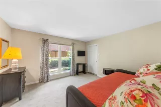 Photo #6: 20985401 Listing 