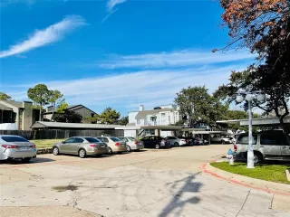 Photo #4: 20987905 Listing 