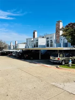 Photo #5: 20987905 Listing 