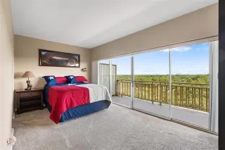Photo #6: 20987965 Listing 