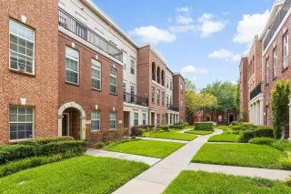 Photo #2: 20989452 Listing