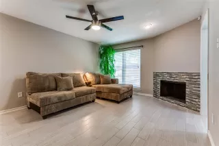 Photo #3: 20989536 Listing 