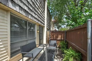 Photo #4: 20989717 Listing