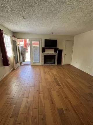 Photo #2: 20989861 Listing 