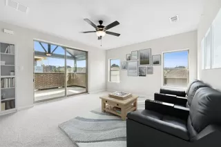 Photo #6: 20989913 Listing