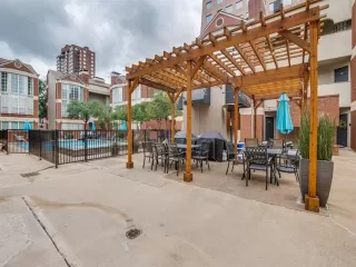 Photo #2: 20990574 Listing 