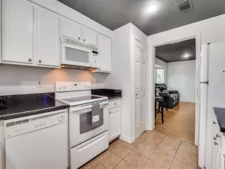 Photo #6: 20990574 Listing 