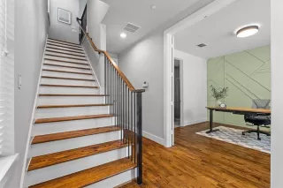 Photo #3: 20991912 Listing