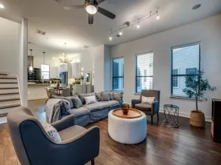 More Details about MLS # 20991966 : 1717 ANNEX AVENUE #102