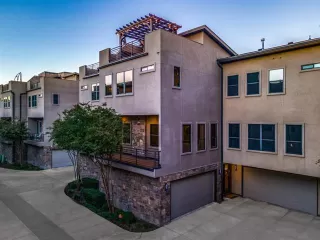 Photo #2: 20991966 Listing 