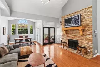 Photo #2: 20991974 Listing