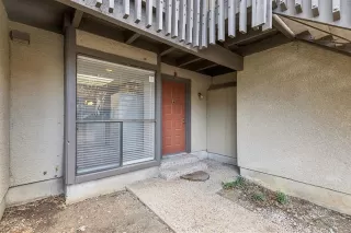 Photo #2: 20992209 Listing 