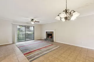 Photo #5: 20992209 Listing 