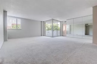 Photo #6: 20992618 Listing 