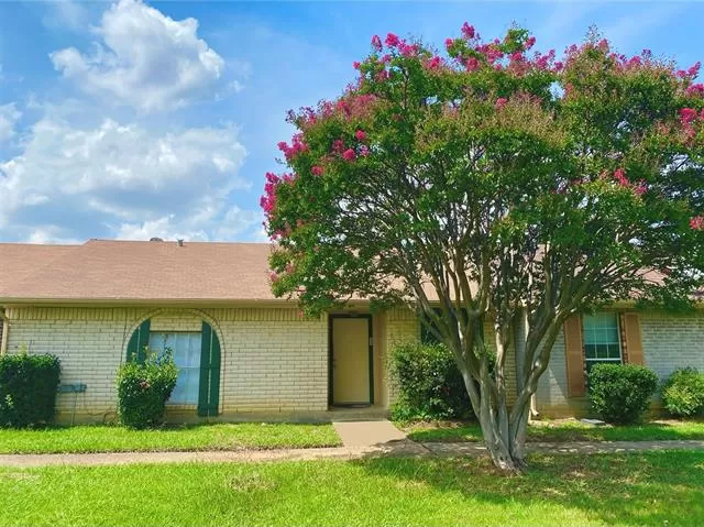 MLS: 20992862 Condo For Sale