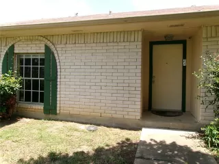 Photo #2: 20992862 Listing 