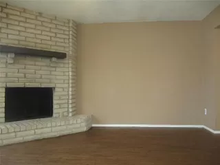 Photo #5: 20992862 Listing 