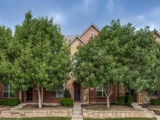 Photo #2: 20993487 Listing