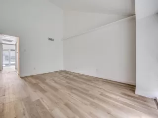 Photo #6: 20994192 Listing 