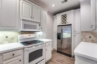 More Details about MLS # 20995456 : 5325 BENT TREE FOREST DRIVE #2244