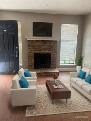 Photo #3: 20995580 Listing