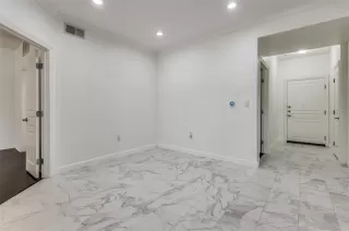 Photo #2: 20996681 Listing 