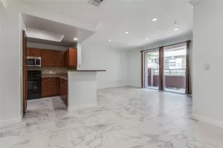 Photo #6: 20996681 Listing 