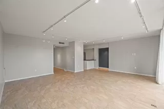 Photo #4: 20997089 Listing