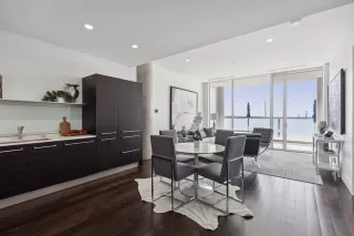 Photo #4: 20997200 Listing